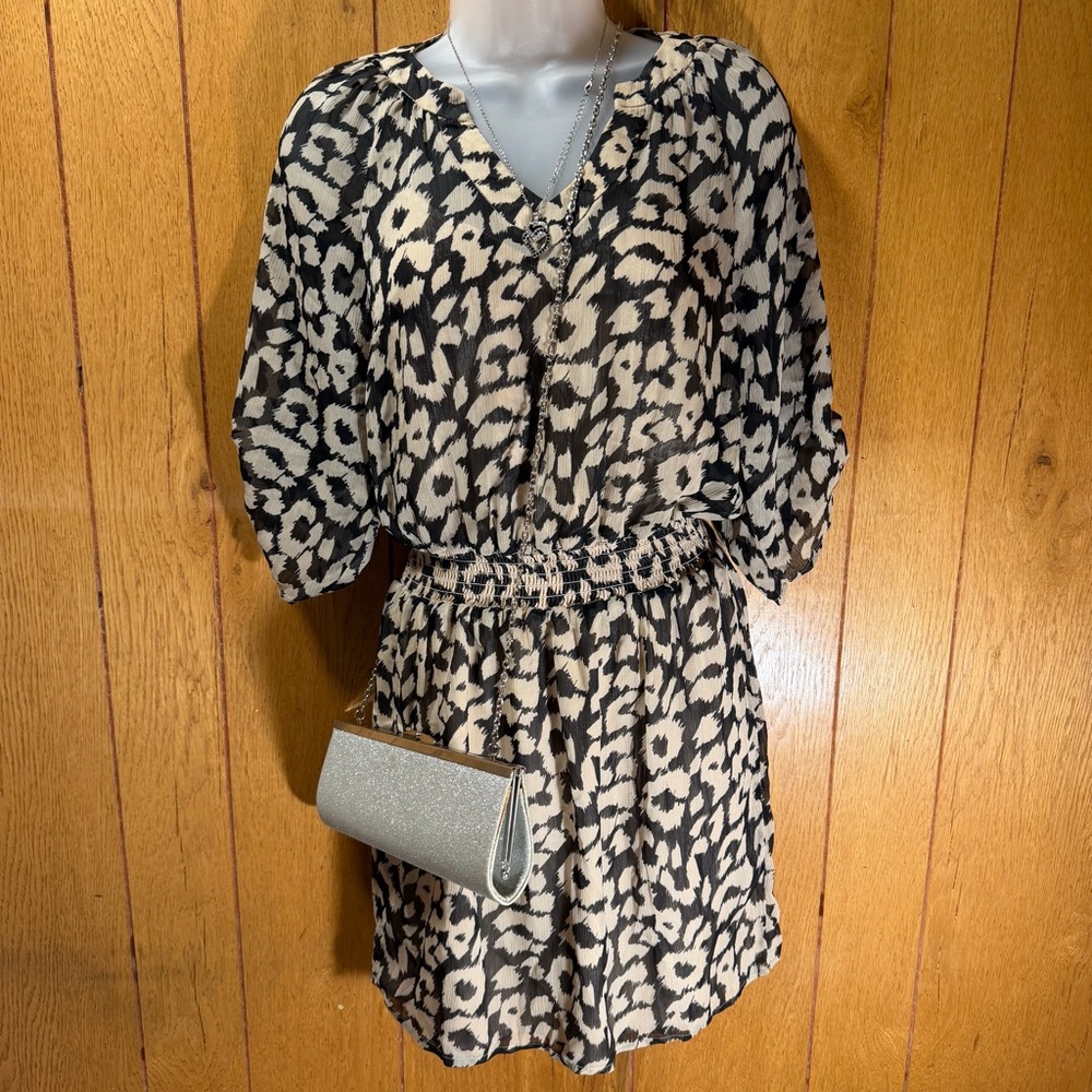 Express Black and Cream Leopard Print V-Neck 3/4 Sleeves Mini Dress Size XS